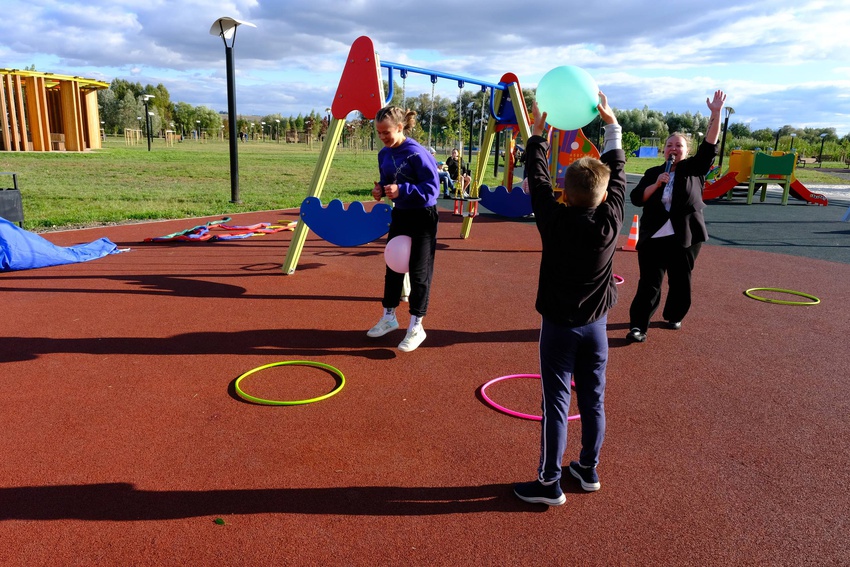 Наши "искатели" за выполнением задания.